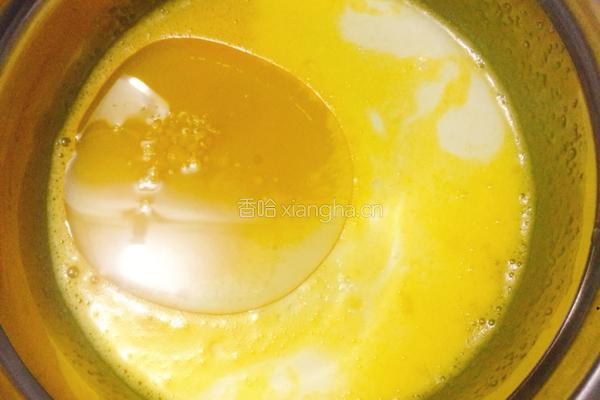 8寸原味戚风蛋糕的做法图解3
