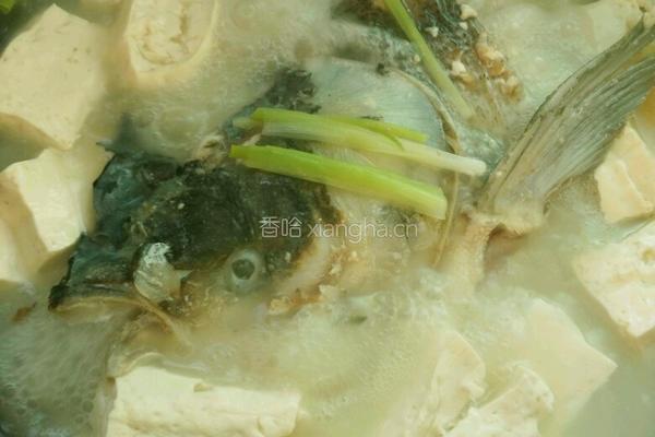 鱼头豆腐汤的做法图解7