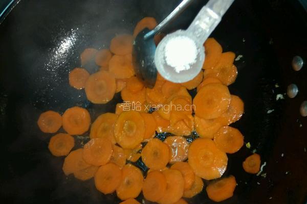 虾米炒胡萝卜的做法图解5