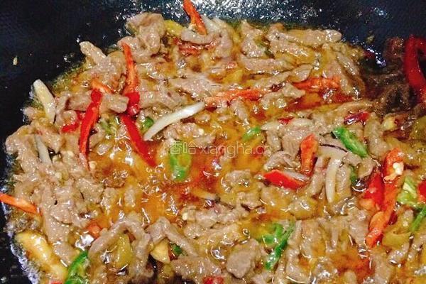 泡椒炒牛肉丝的做法图解6