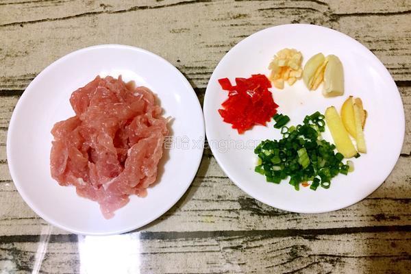 鱼香豆腐夹的做法图解2