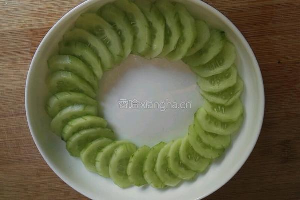蒸火腿肠和瓜片的做法图解4