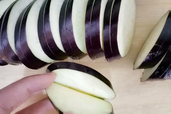 炸茄盒的做法图解1