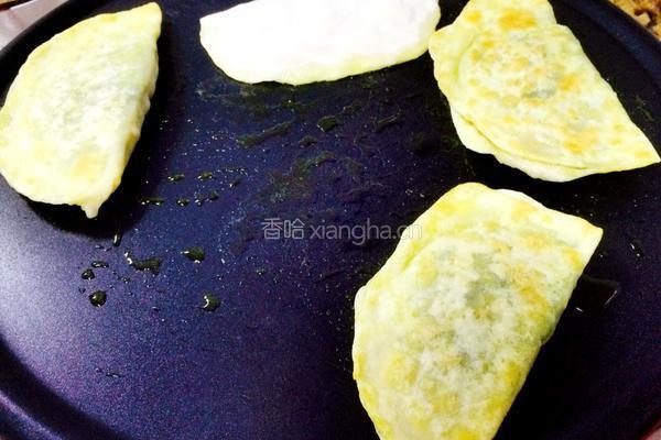 韭菜盒子的做法图解13