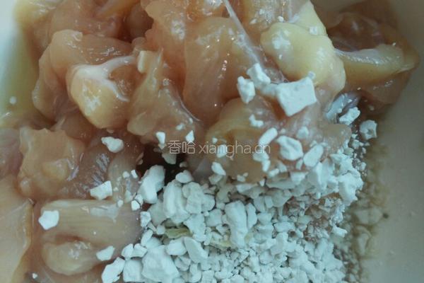 土豆鸡丁的做法图解1