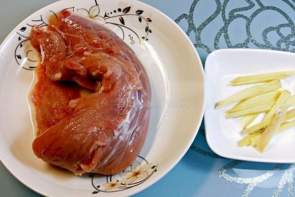 干煎五香里脊肉的做法图解1