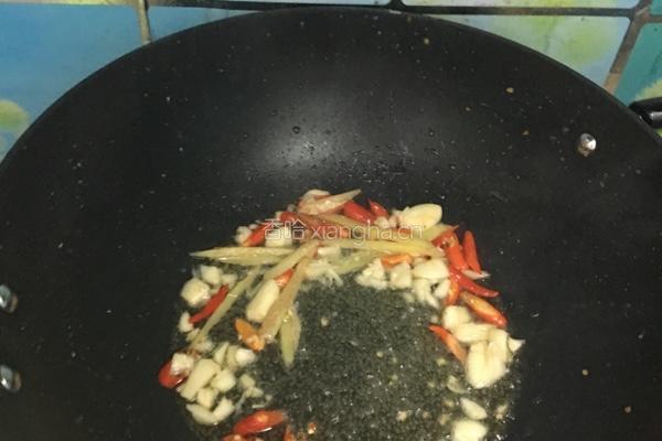 苦瓜炒肉的做法图解4