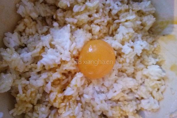 黄金蛋炒饭的做法图解1