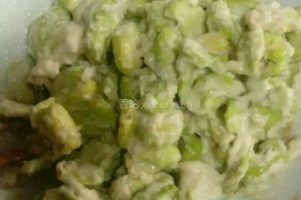 油炸蚕豆的做法图解2
