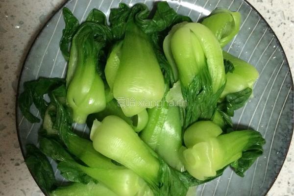 香菇扒油菜的做法图解2