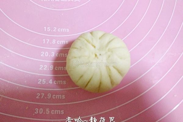 花朵豆沙馅面包的做法图解11