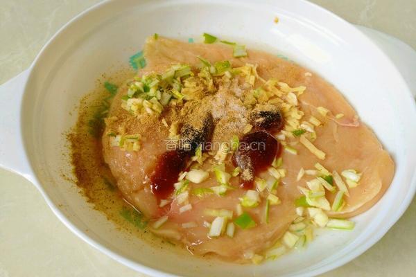 茄汁鸡排的做法图解2