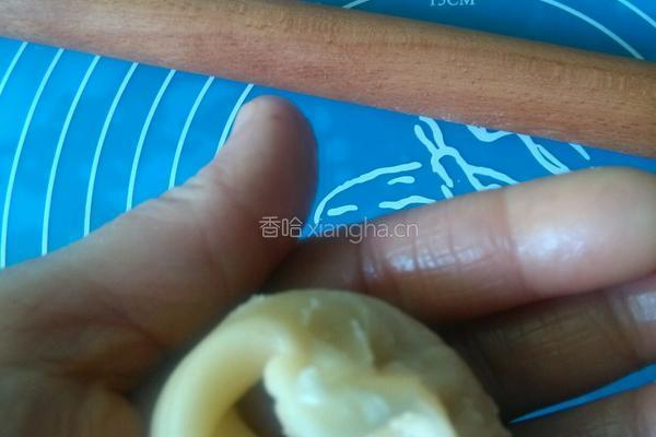 莲蓉酥的做法图解22