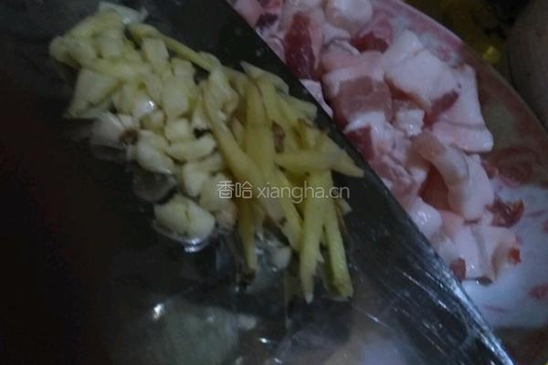 莲藕焖五花肉的做法图解3