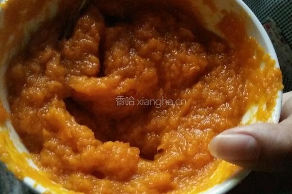 南瓜豆沙包的做法图解2
