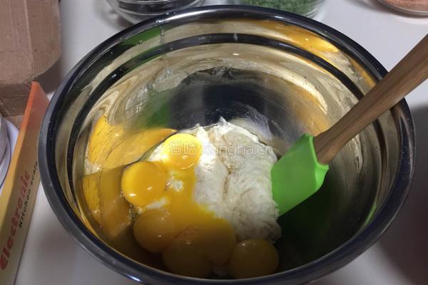 香葱海苔肉松蛋糕卷的做法图解6