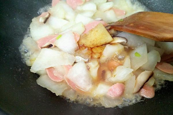 极品冬瓜烧香肠片的做法图解8
