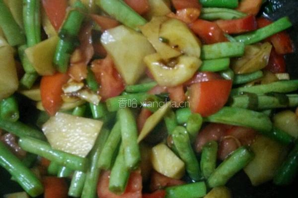 土豆豆角焖面的做法图解8