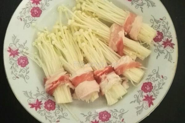 五花肉卷金针菇的做法图解6