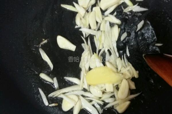 清炒圆白菜的做法图解4