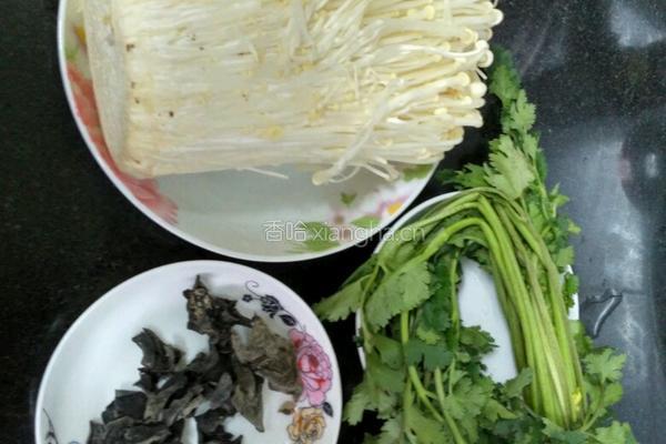 凉拌金针蘑的做法图解1