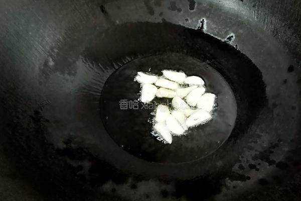 炝炒莴笋丝的做法图解3