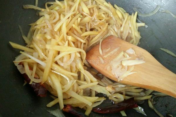 洋葱土豆丝的做法图解7