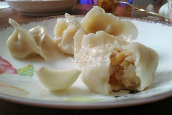 猪肉酸菜水饺的做法图解23