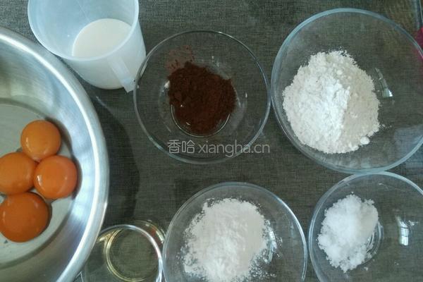 圣诞树桩蛋糕的做法图解1