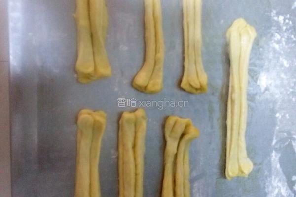 鸡蛋小油条的做法图解3