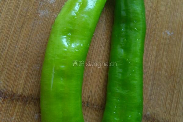 青椒炒鱼干的做法图解2