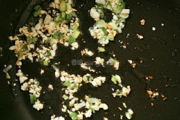 麻辣芽菜拌面的做法图解5