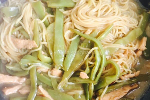 1鸡丝豆角焖面的做法图解11