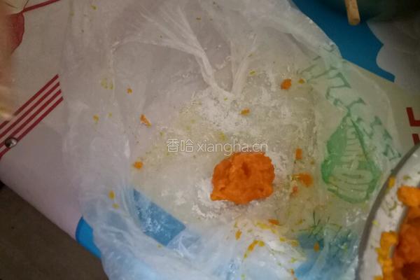 南瓜芝麻球的做法图解3