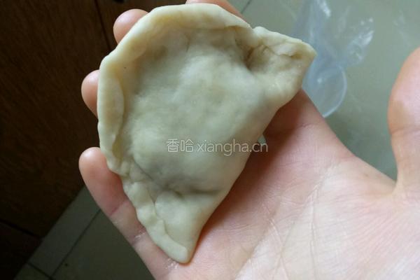 油炸豆沙馅酥饺的做法图解8