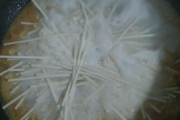 番茄煎蛋面的做法图解4