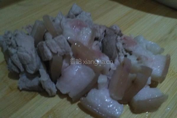 白菜蒸五花肉的做法图解3
