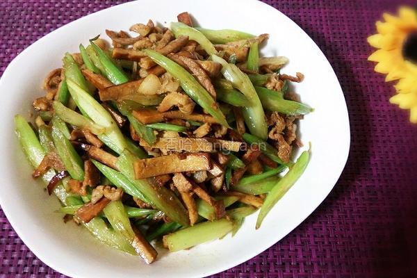 肉丝熏干芹菜的做法图解14