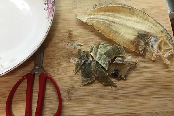 翅脯炒芥兰的做法图解3