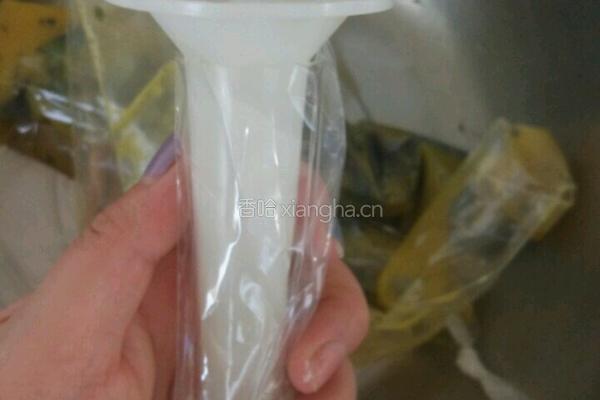 皮蛋肠的做法图解6