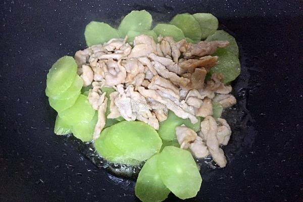 莴笋炒肉的做法图解6