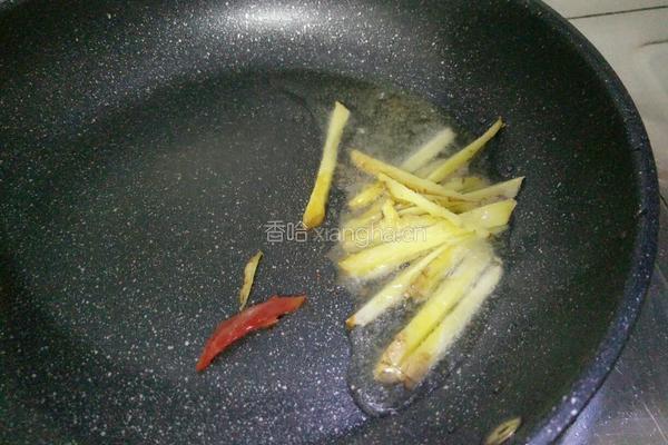 黄豆酱焖煮扒皮鱼的做法图解3
