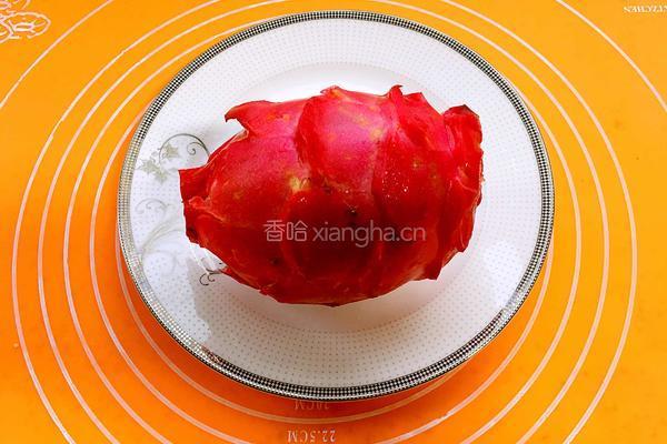 芹菜鲜肉馅包子的做法图解1