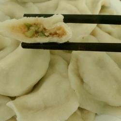 猪肉芹菜饺子的做法[图]
