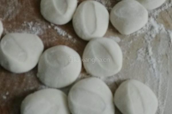 冬至茴香猪肉水饺的做法图解7