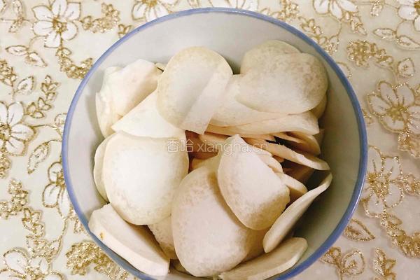 黑椒炒杏鲍菇的做法图解2