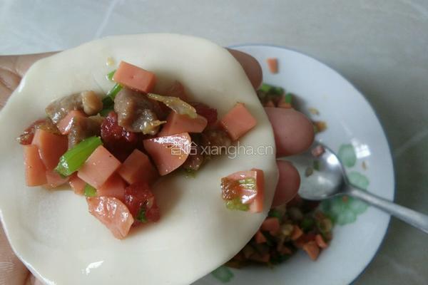 煎饺(腊肠芹菜肉馅)的做法图解6