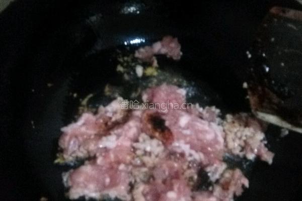 酱肉香菇馅白菜饺子的做法图解4