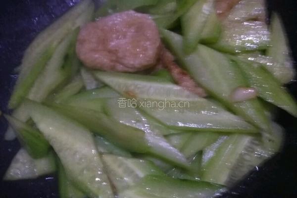 鱼腐炒青瓜的做法图解5