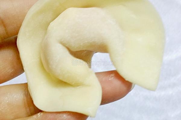 玉米馅饺子的做法图解9